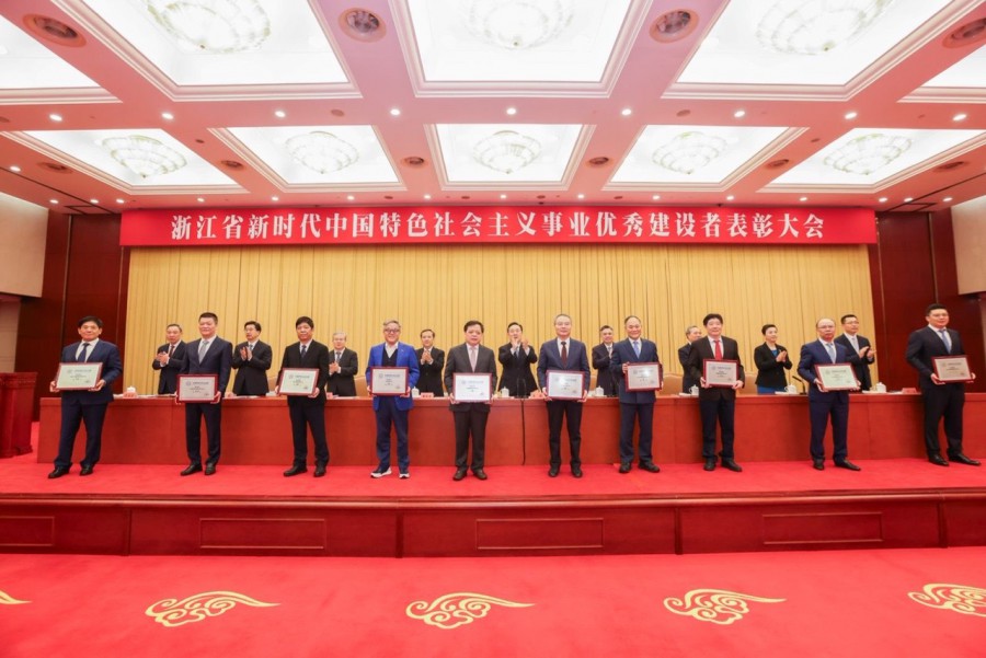 1763103017511606CD67.jpg b9b822afb13332d617e1e3abb50973e4.jpg.JPG